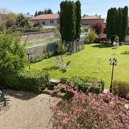Maison Les Beaux Arts Bed & Breakfast *